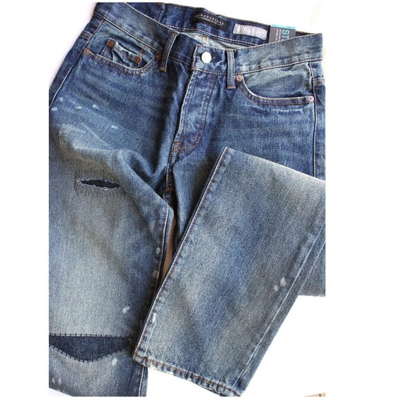 Aeropostale Jeans Sz 4 NWT Straight Distressed Patched Boho Whiskers Distroyed - Picture 3 of 8